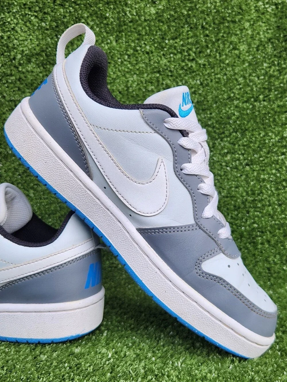 Nike Court Borough Low Big Girls Kids Gray/White Leather Size 5 Youth Sneakers